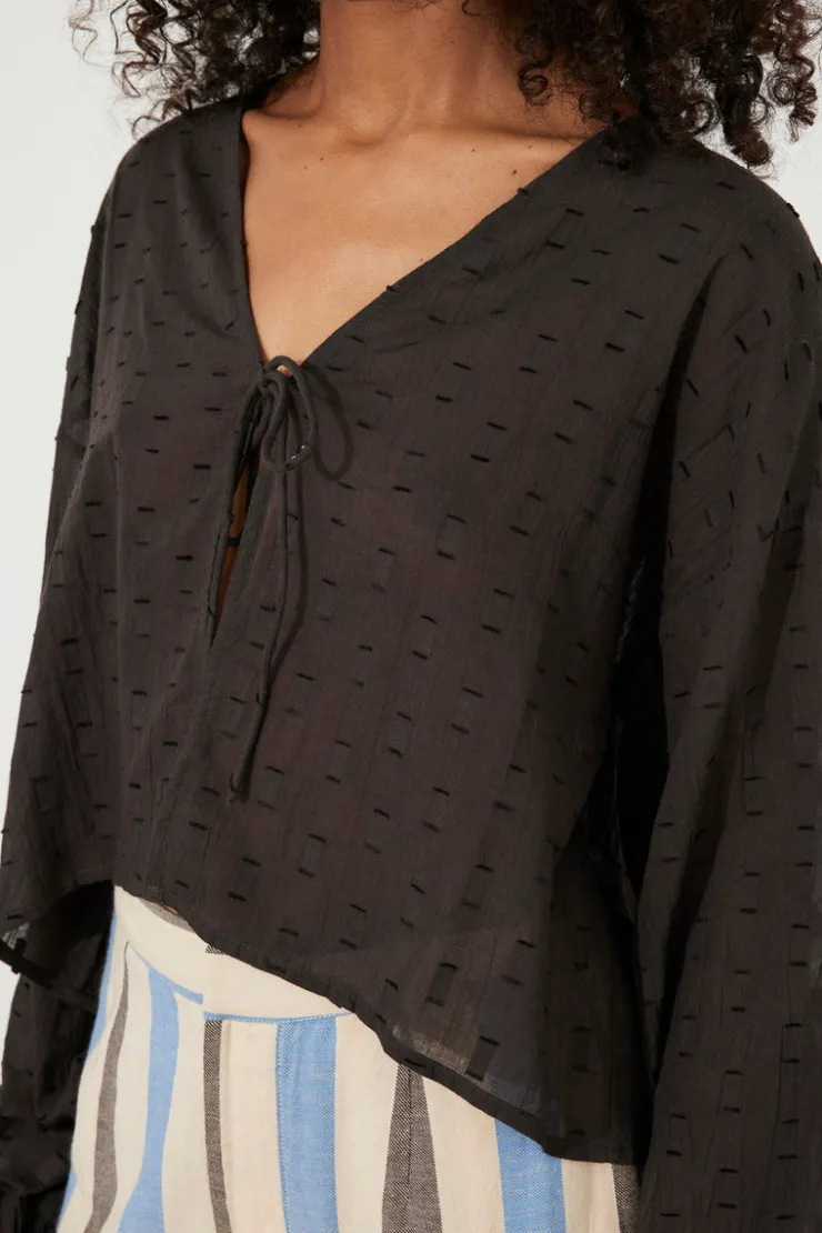 Black Dobby Wrap Top^Zulu & Zephyr New