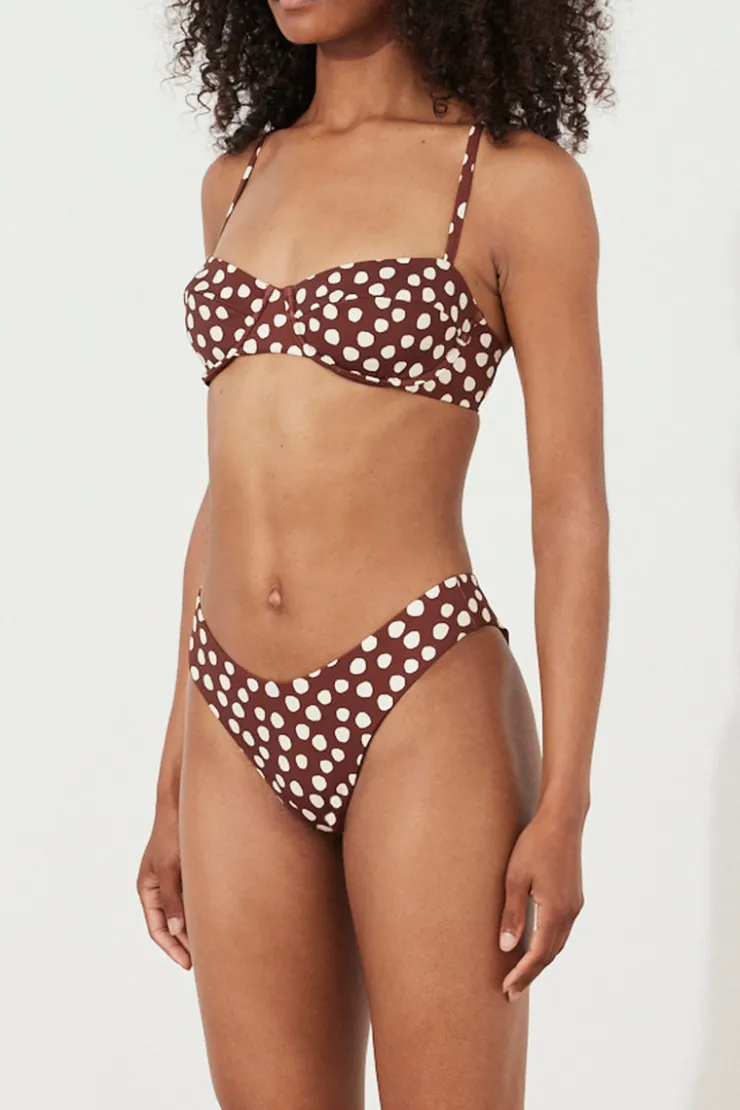 Currant Spot Curve Brief^Zulu & Zephyr Discount