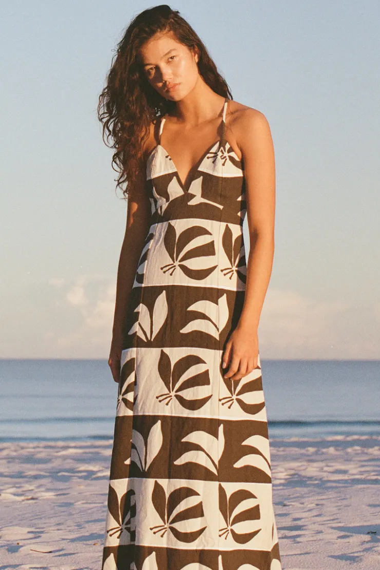 iris_palm_linen_cotton_blend_dress_2-1.webp Iris Palm Linen Cotton Blend Dress^Zulu & Zephyr Fashion