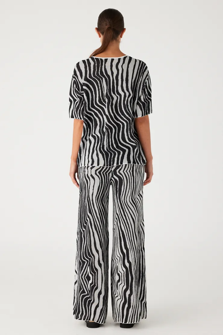 ripple_stripe_cotton_blend_knit_top_2-1.webp Ripple Stripe Cotton Blend Knit Top^Zulu & Zephyr Cheap