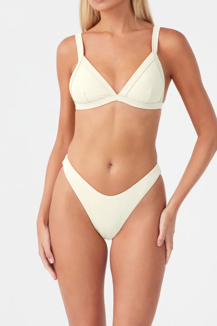 signature_curve_brief__coconut_2-1.webp Signature Curve Brief - Coconut^Zulu & Zephyr Shop