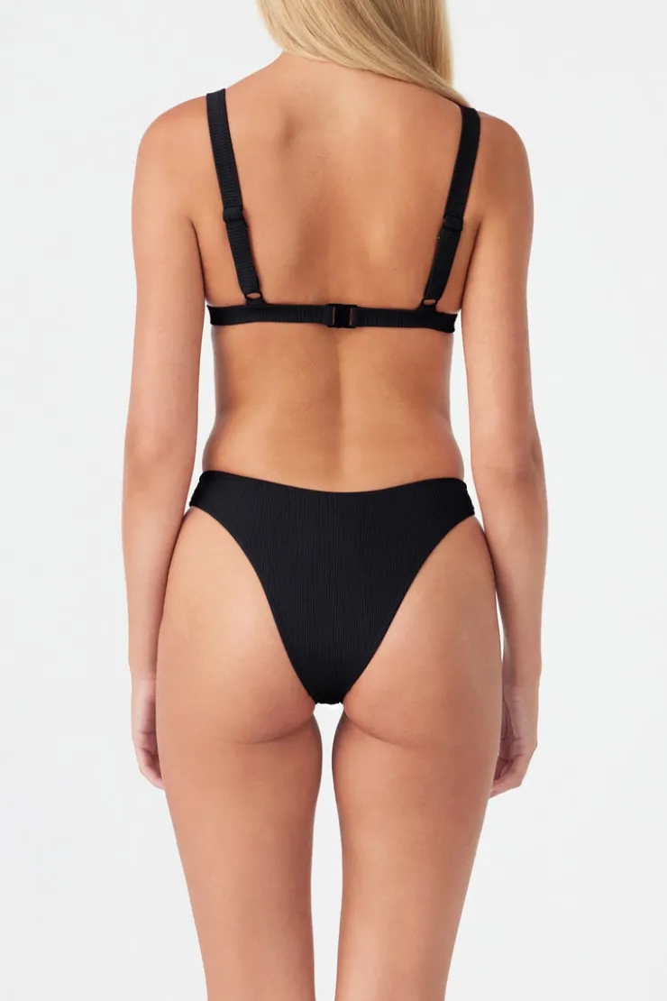 signature_harness_top__black_2-1.webp Signature Harness Top - Black^Zulu & Zephyr Store