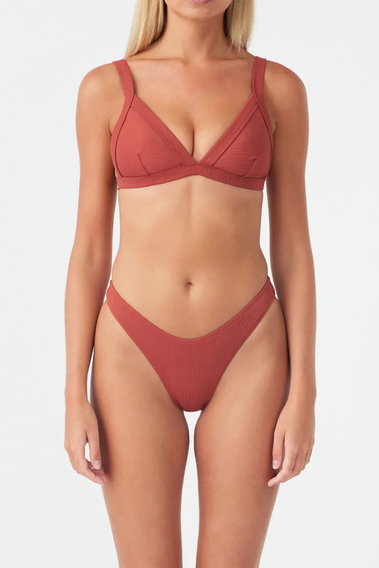 signature_harness_top__earth_red_2-1.webp Signature Harness Top - Earth Red^Zulu & Zephyr Shop